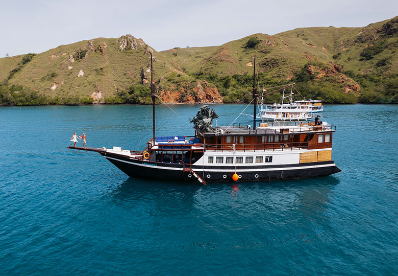 3-Days-Shared-Komodo-Trip-with-Kanhaloka.jpg