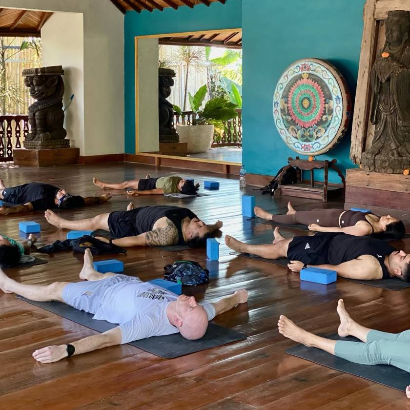 발리요가구안guan yoga.jpg