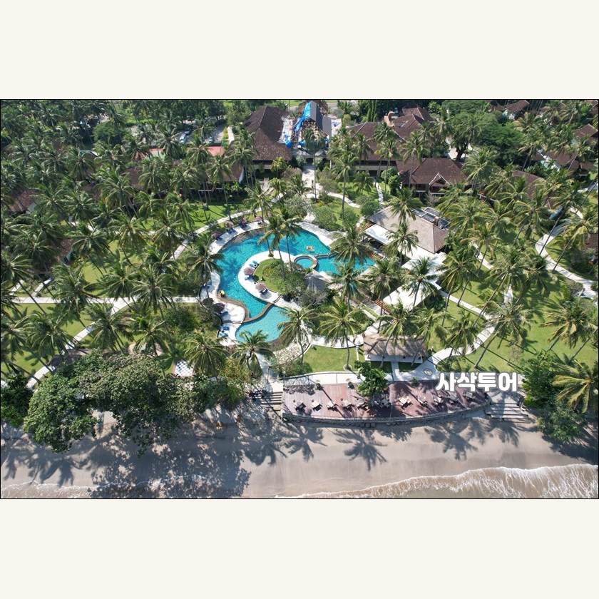 롬복 홀리데이 리조트 Holiday Resort Lombok.